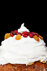 Image showing Christmas creamy cake profile