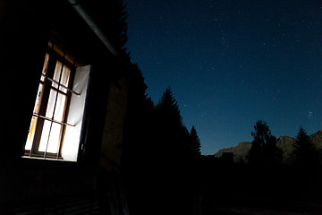 Image showing Chalet starry night