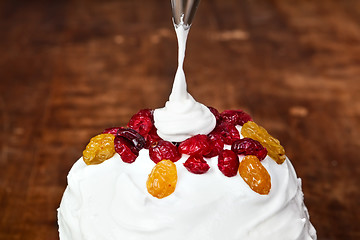 Image showing Christmas creamy cake decoration