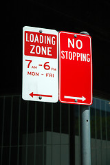 Image showing LOADING ZONE