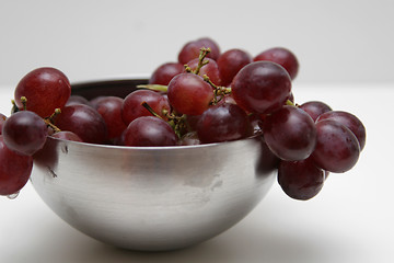 Image showing redgrapes