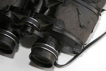 Image showing binauculars