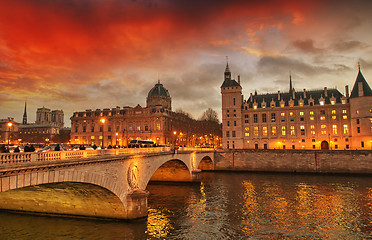 Image showing Beautiful colors of Napoleon Bridge at dusk with Seine river - P