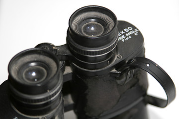 Image showing binauculars2