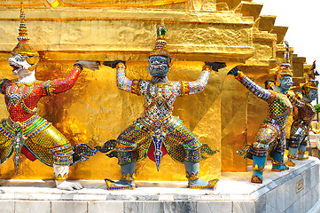 Image showing Giant at The temple in the Grand palace area. 