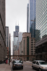 Image showing chicago skyline and streets