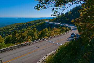 Image showing winding curve at blue ridge parkway