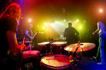 Image showing musicians play on stage