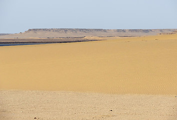 Image showing desert around Birket Qarun