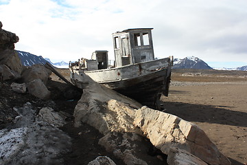 Image showing old abandonned boat on Spitsbergen