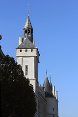 Image showing Old prison (conciergerie) on the island in the center of Paris