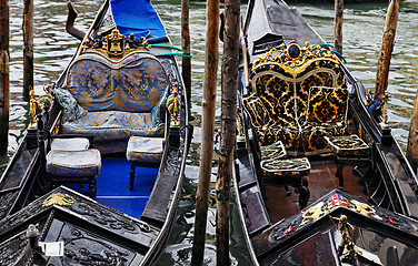 Image showing Deatils of Two Gondolas