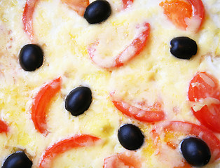 Image showing Omelette with tomatoes, black olives and cheese 