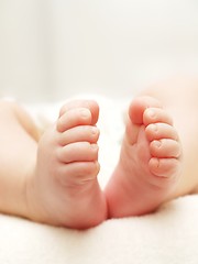 Image showing Baby feet