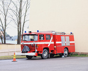 Image showing Old fire truck engine