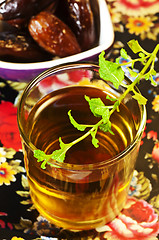 Image showing peppermint tea with leaves
