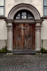Image showing brown door in felkierk 