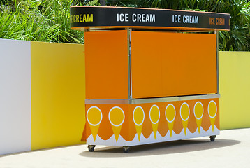 Image showing Ice cream cart

