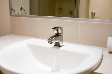 Image showing Wash basin

