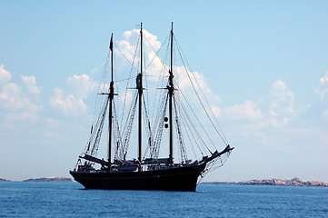 Image showing Black sailship in profile # 01