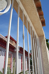 Image showing Grasshopper sitting on gate