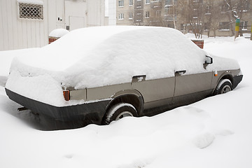 Image showing Car covered snow