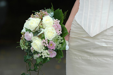 Image showing Bride and bouquet