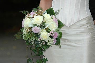 Image showing Bride and bouquet