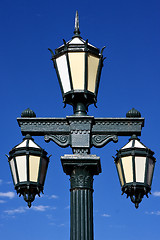 Image showing green street lamp 