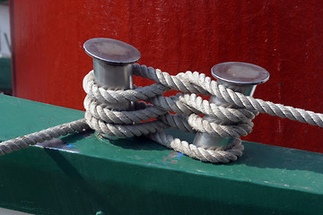 Image showing Rope of boat knotting 