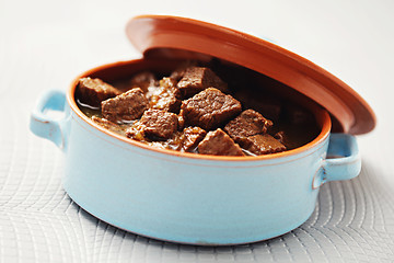 Image showing goulash with beef and beer