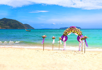 Image showing Flower decoration at the beach wedding