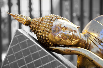 Image showing Lying Golden Buddha