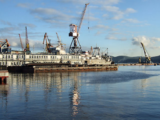 Image showing Large cargo port cranes