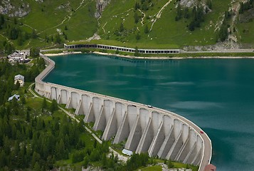 Image showing Lake Fedaia