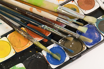 Image showing watercolor box and brushes