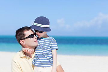 Image showing family at the beach