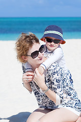 Image showing family at the beach