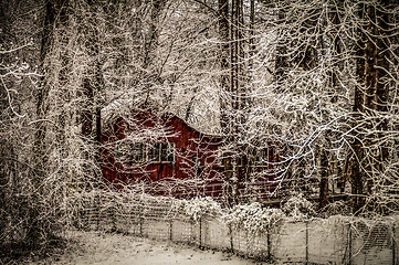 Image showing red barn in snow