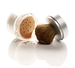 Image showing Makeup powder and brush