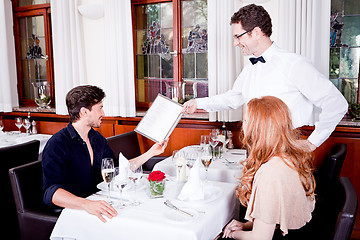 Image showing man and woman in restaurant for dinner