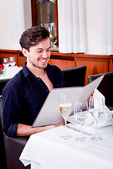 Image showing man and woman in restaurant for dinner