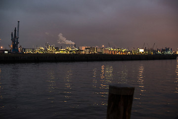 Image showing Hamburg harbour at night