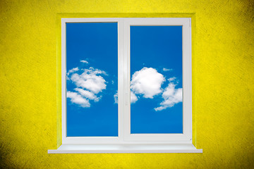 Image showing Sky in the window 