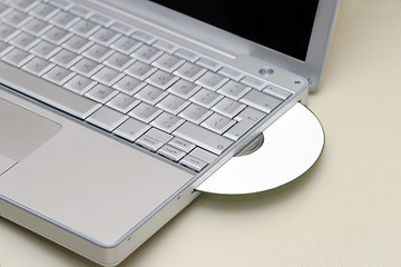 Image showing CD and Laptop