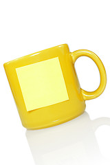 Image showing yellow cup with note sticker