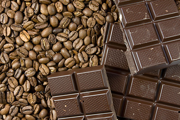 Image showing coffee beans and dark chocolate
