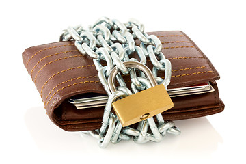 Image showing Wallet in chains with padlock 