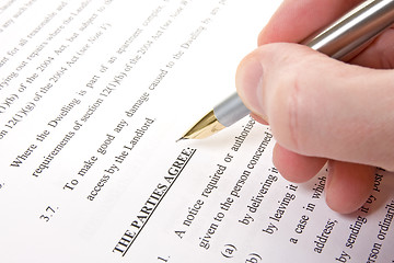 Image showing customer read and sign agreement