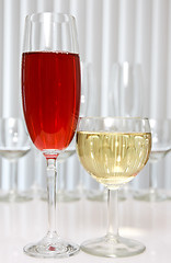 Image showing glass of red and white wine